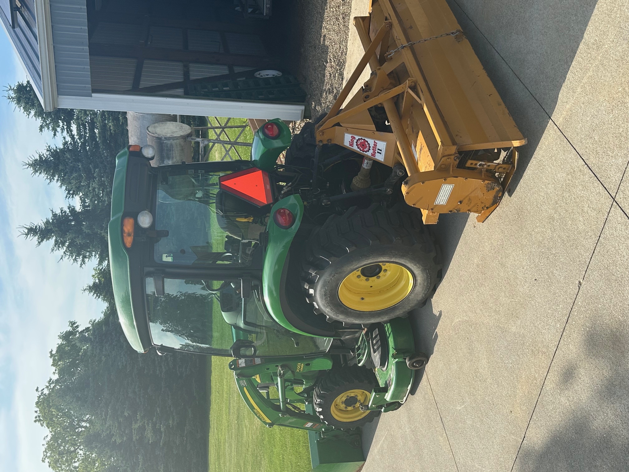 2007 JOHN DEERE 3320 - Image 8